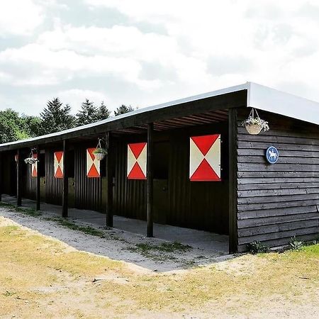 Sfeervol Chalet In Het Bos Nunspeet Esterno foto