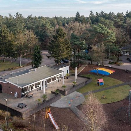 Sfeervol Chalet In Het Bos Nunspeet Esterno foto