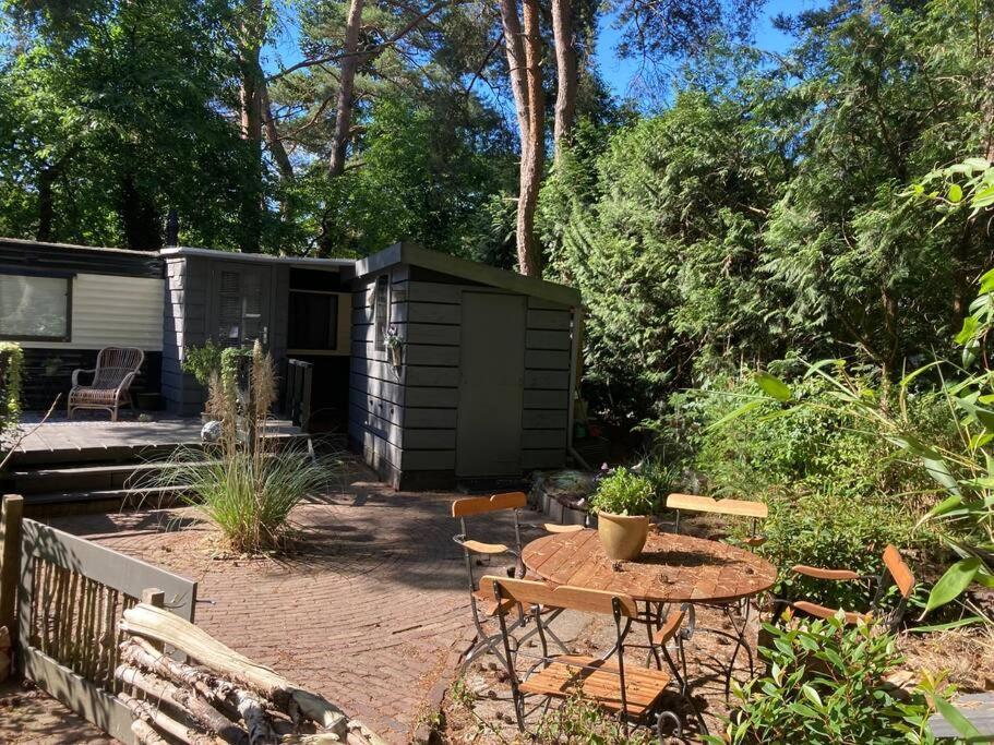 Sfeervol Chalet In Het Bos Nunspeet Esterno foto